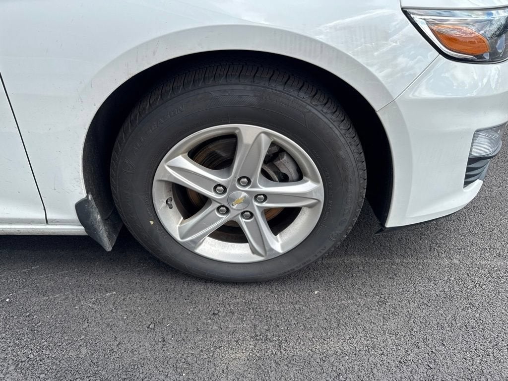 2022 Chevrolet Malibu LS
