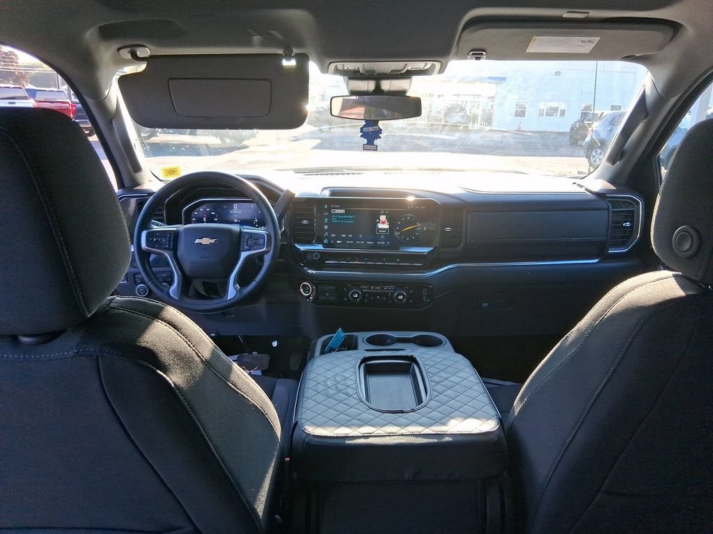 2025 Chevrolet Silverado 1500 LT (2FL)