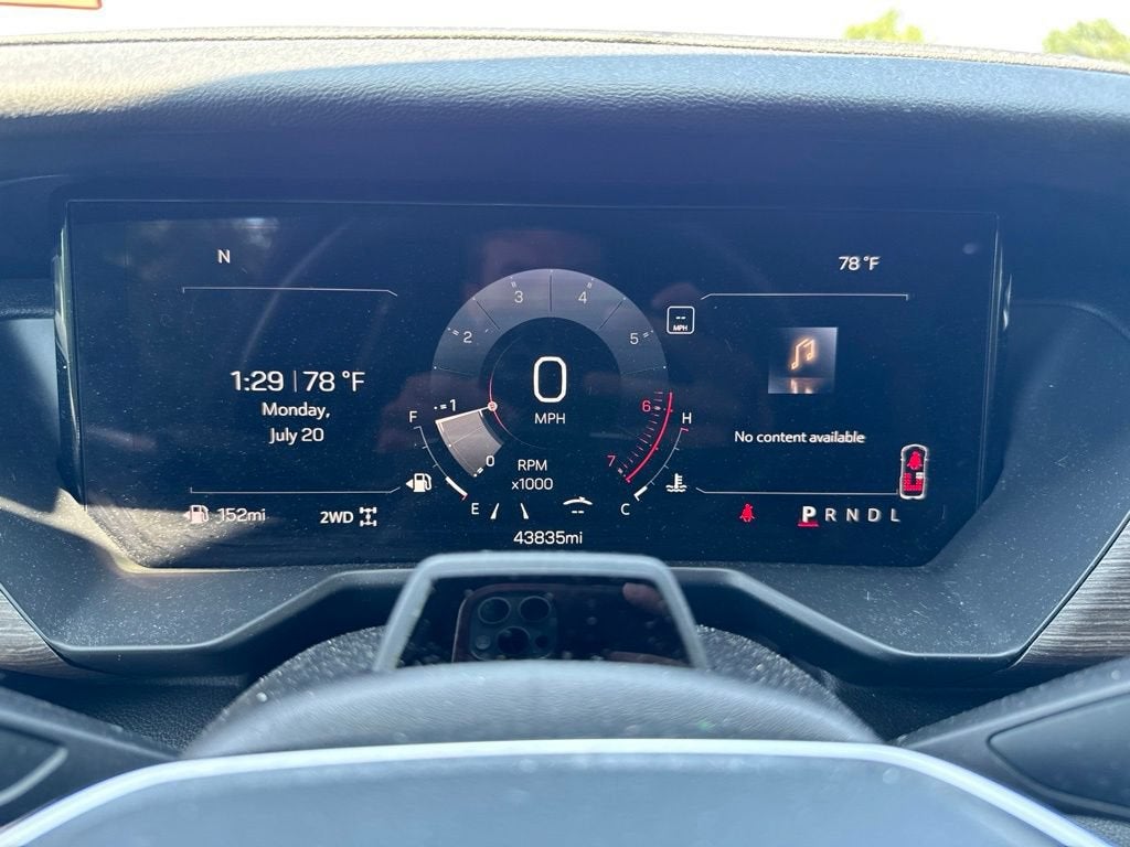 2024 GMC Acadia Denali