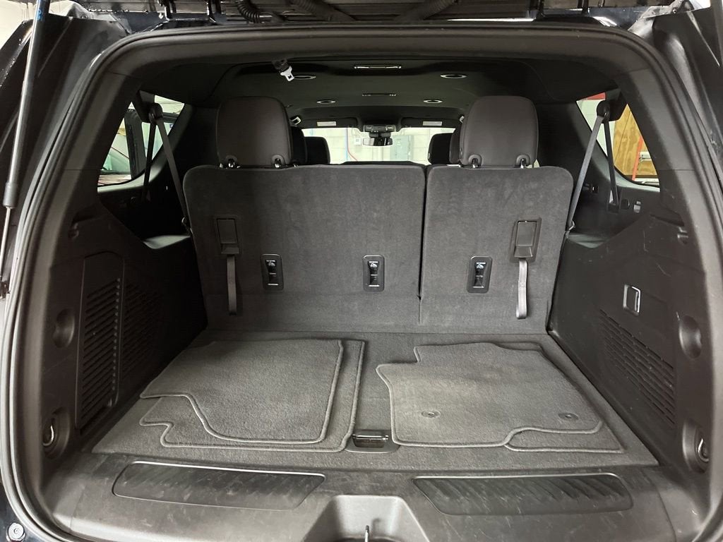 2024 GMC Yukon XL SLE
