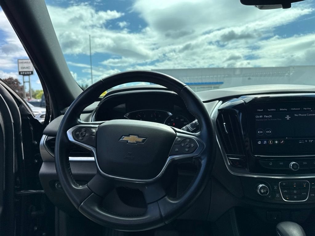 2022 Chevrolet Traverse LT Cloth