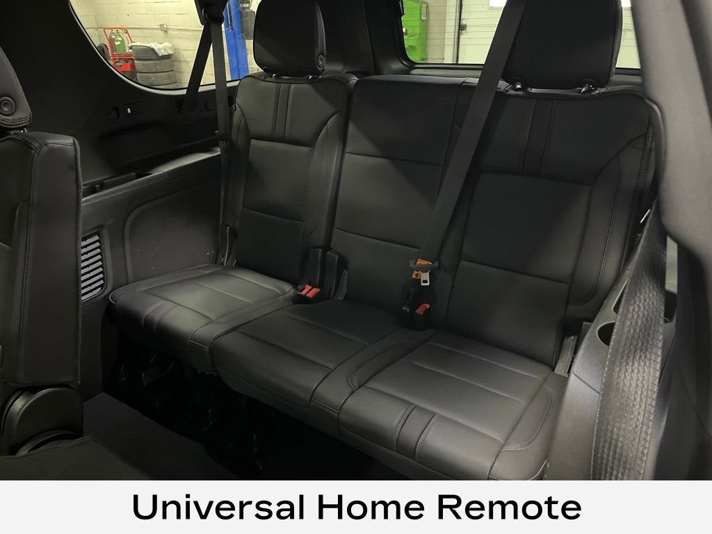 2024 Chevrolet Suburban RST