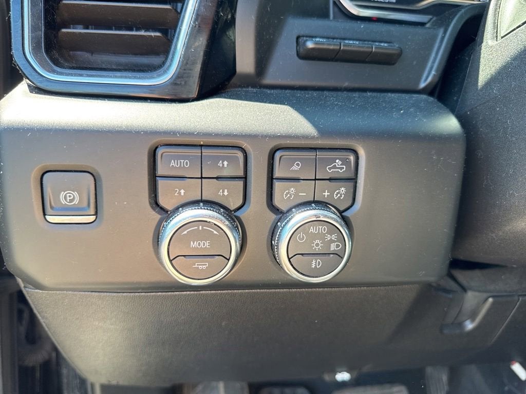 2025 GMC Sierra 2500 HD Denali