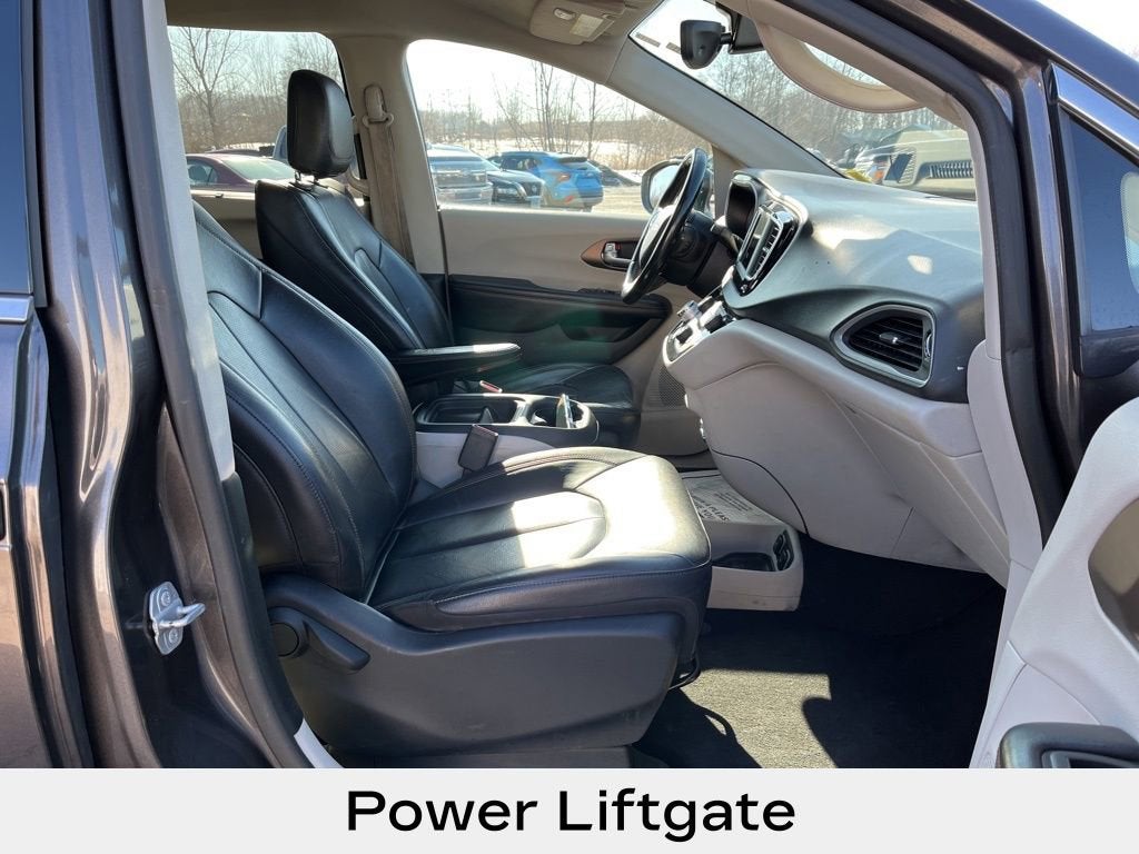 2019 Chrysler Pacifica Touring L