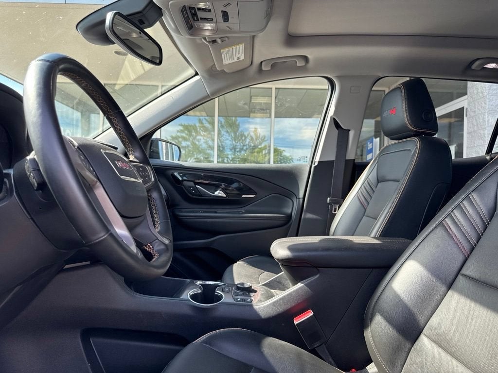 2024 GMC Terrain AT4