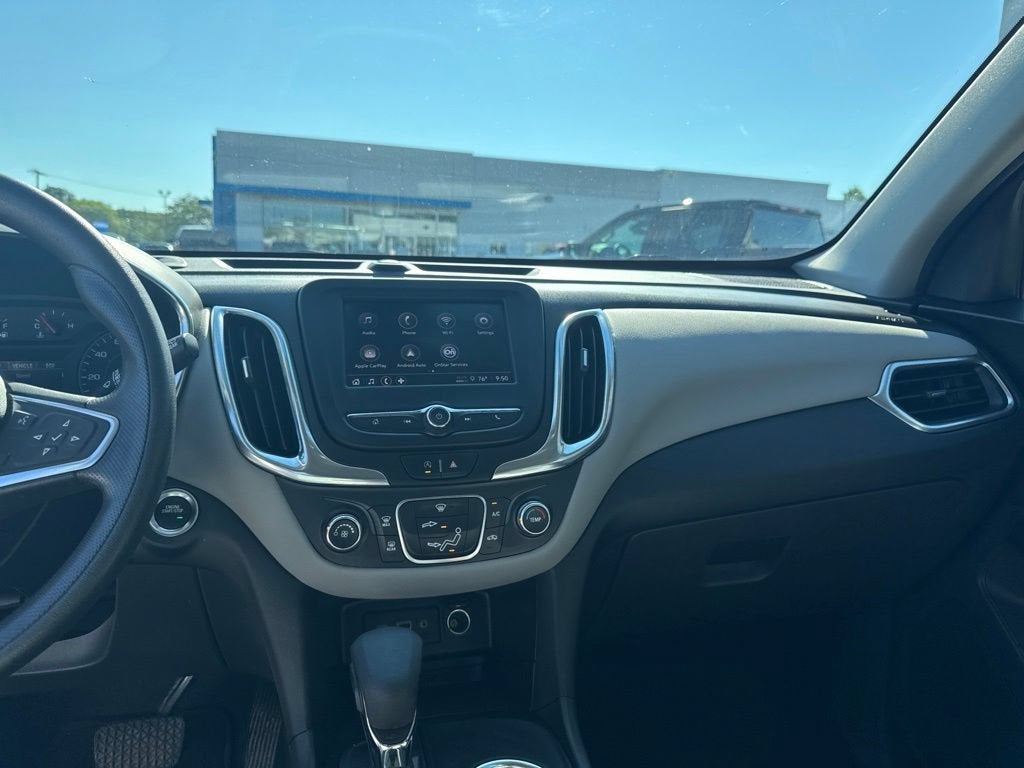 2022 Chevrolet Equinox LS