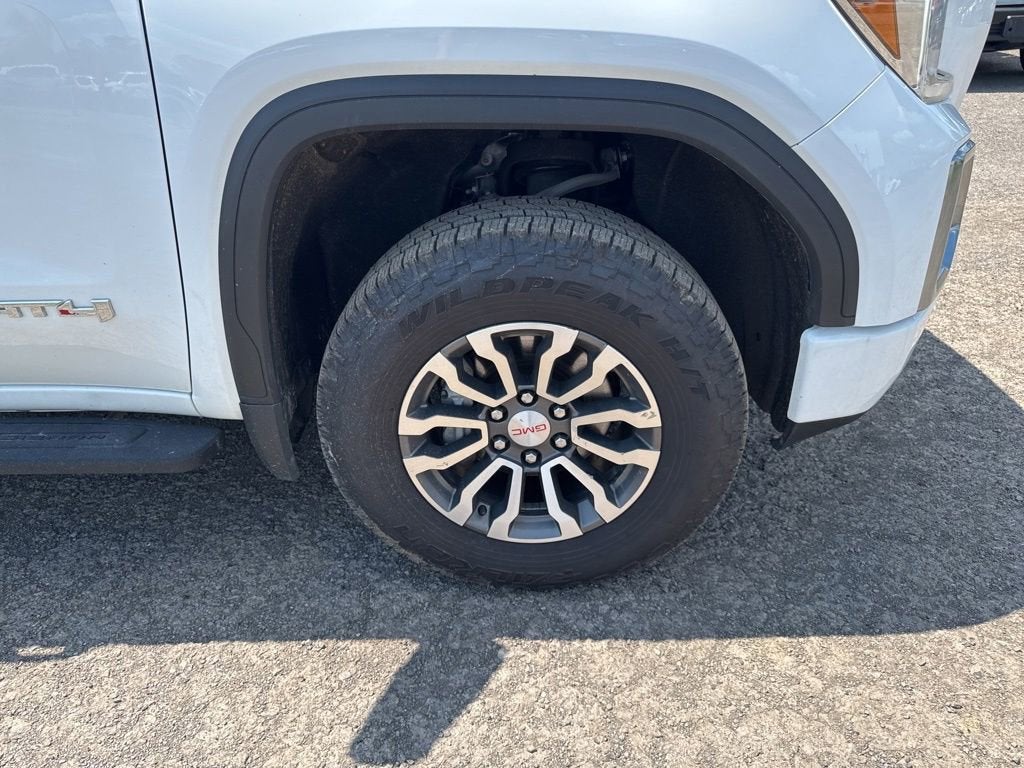 2022 GMC Sierra 1500 Limited AT4