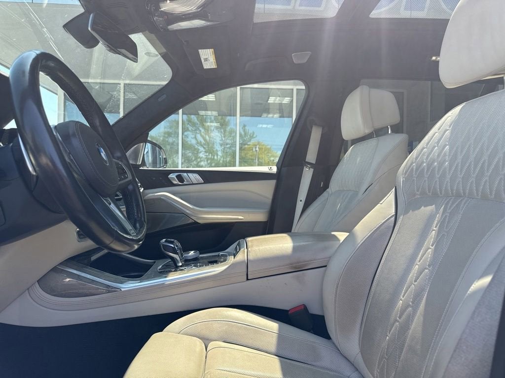 2021 BMW X7 M50i