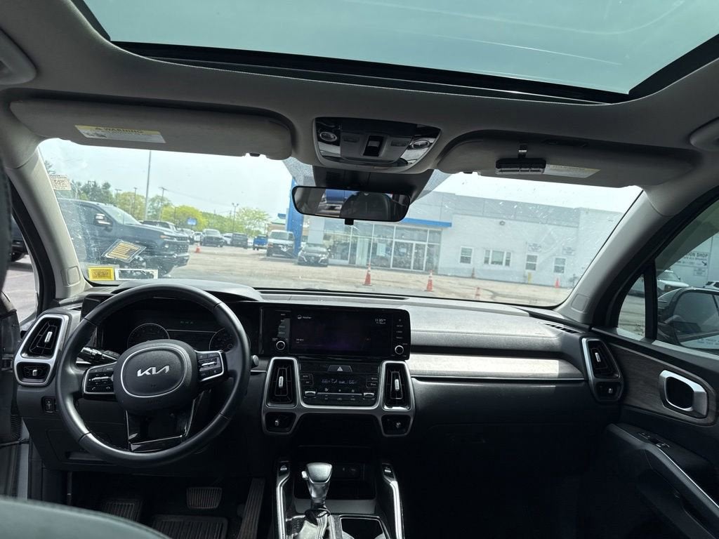 2022 Kia Sorento X-Line EX