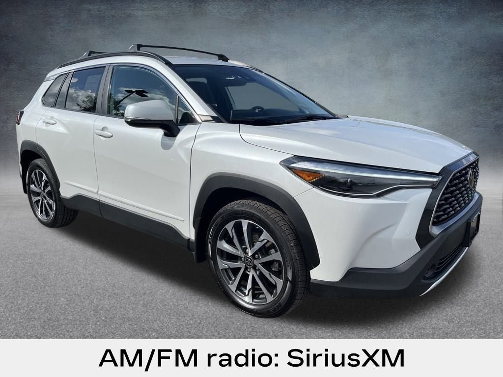 2022 Toyota Corolla Cross XLE