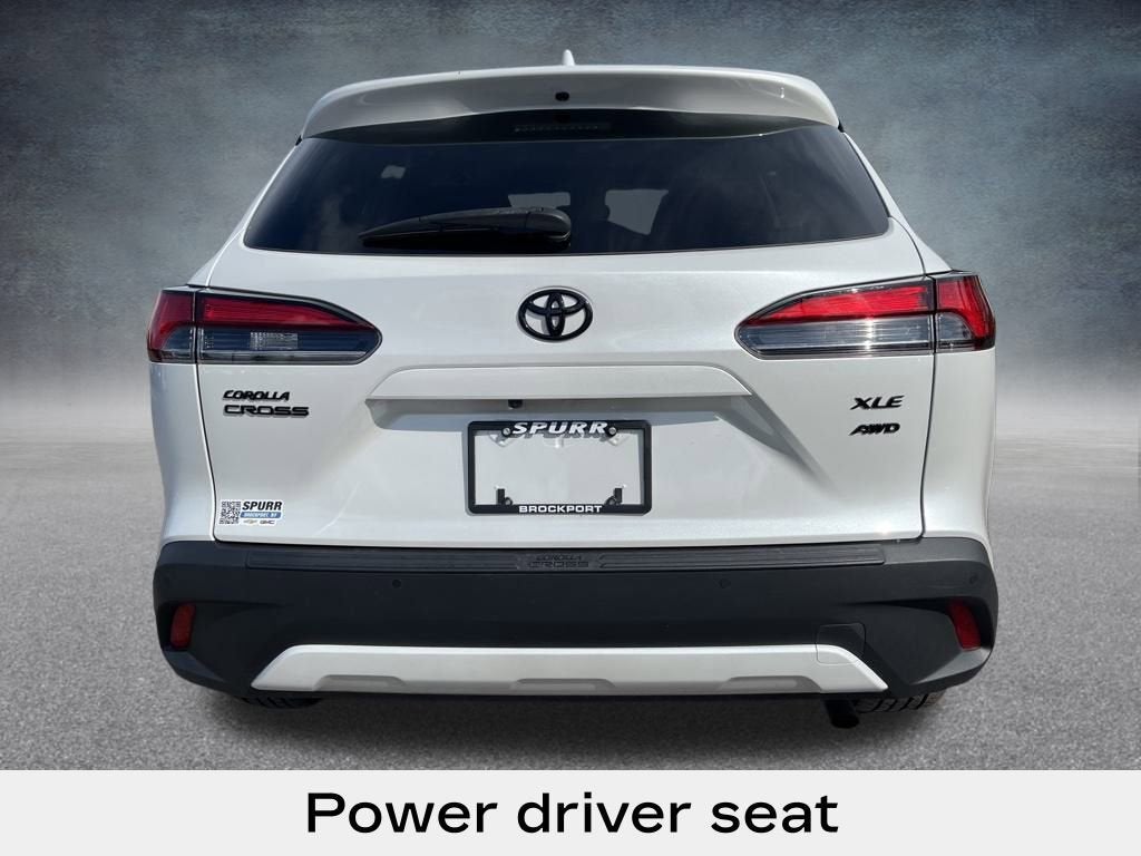 2022 Toyota Corolla Cross XLE