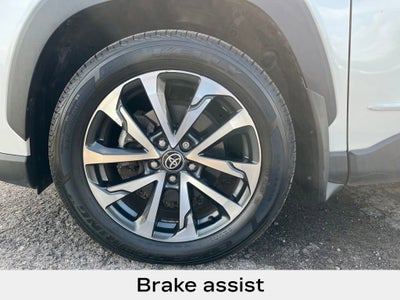 2022 Toyota Corolla Cross XLE