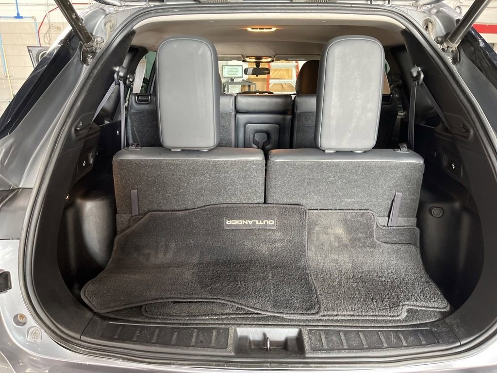 2022 Mitsubishi Outlander SE