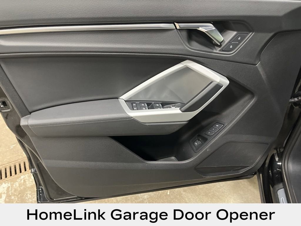 2022 Audi Q3 S line Premium