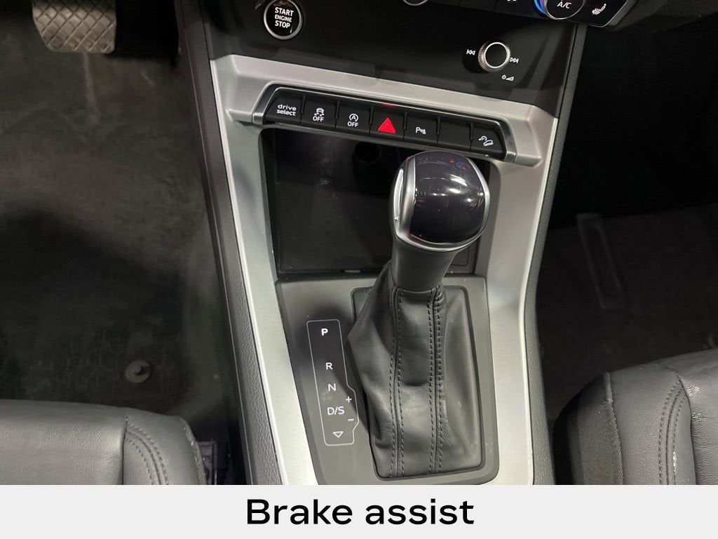 2022 Audi Q3 S line Premium