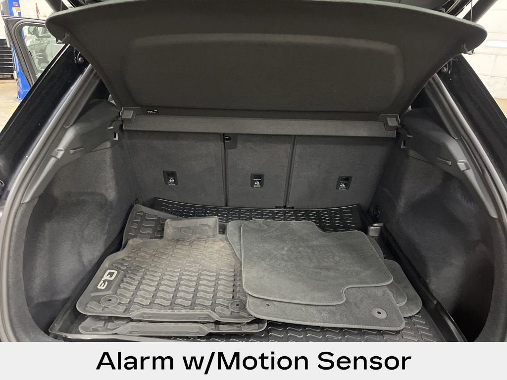 2022 Audi Q3 S line Premium