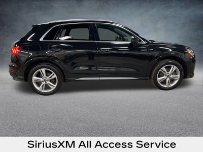 2022 Audi Q3 S line Premium